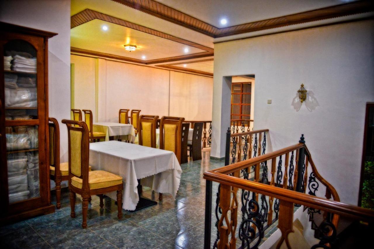 Siluni'S Villa Anuradhapura Eksteriør billede